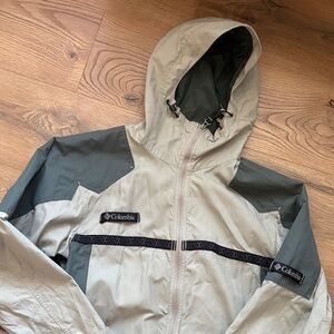 Columbia Men's Two-Tone Windbreaker